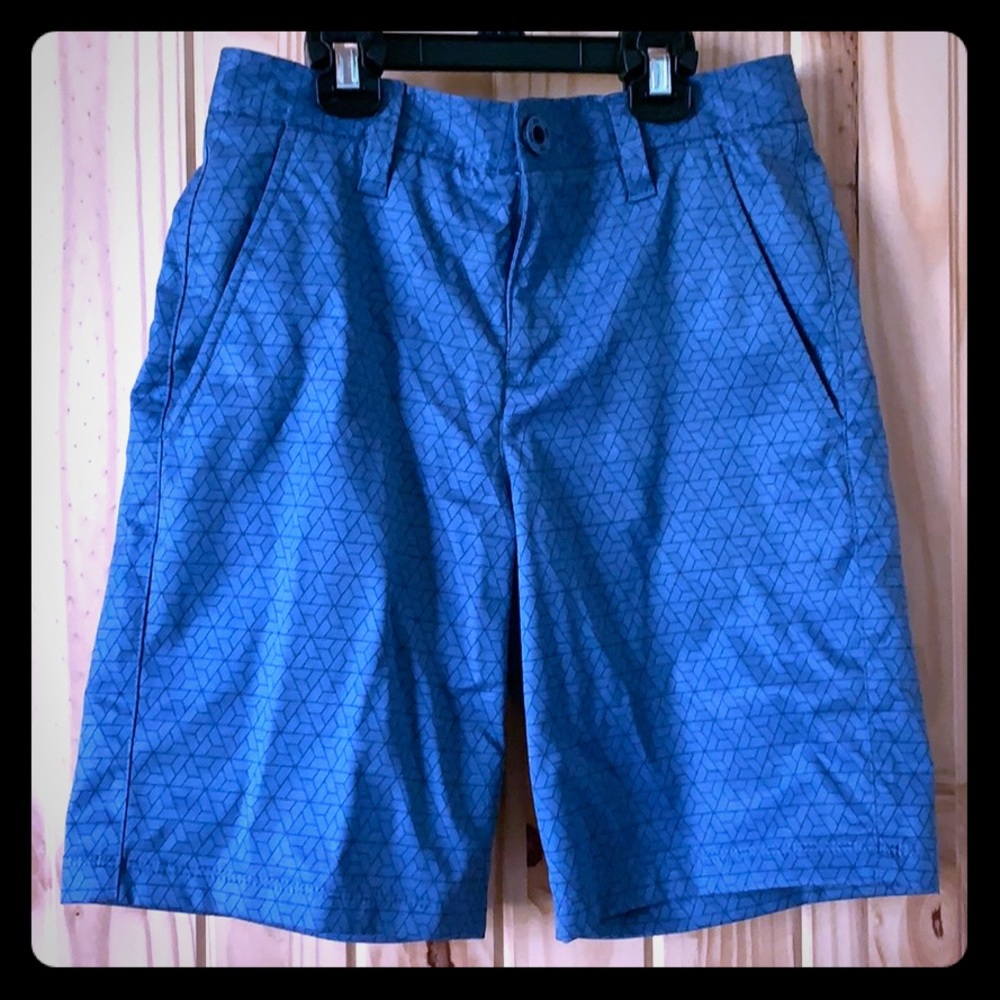 Boys UA golf shorts